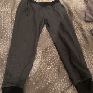 Women’s Under Armour fleece pants